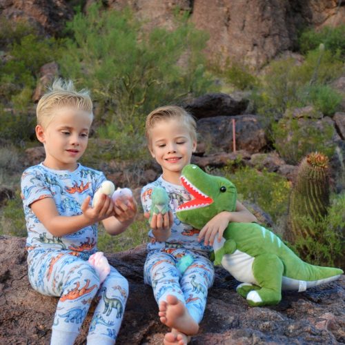 Dinosaur Stuffed Toy with 3 Baby Dinosaurs, Green/Pink/Grey, 23.6 Inches - Image 7